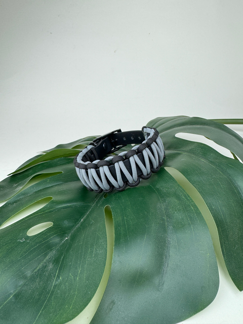Biothane-Halsband mit Paracord - Stahlgrau / Schwarz