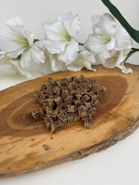 Kaninchen Fleisch Würfel Klein